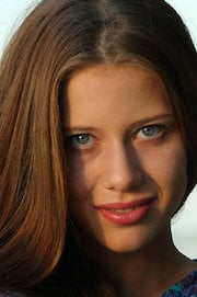 Nicole K Nicole K
